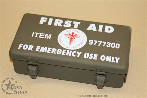 ww2 swiss first aid metal box|Ww2 First Aid in Collectable Wwii Military Field Gear.